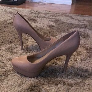 Nine West nude heels